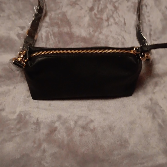Steve Madden Black Crossbody Purse - Picture 9 of 10